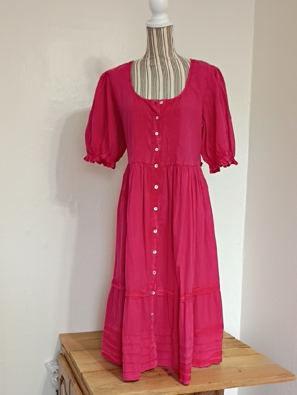 April Cornell Red 1/4 Sleeve Button Front Midi Dress Tie Waist Size L NEW